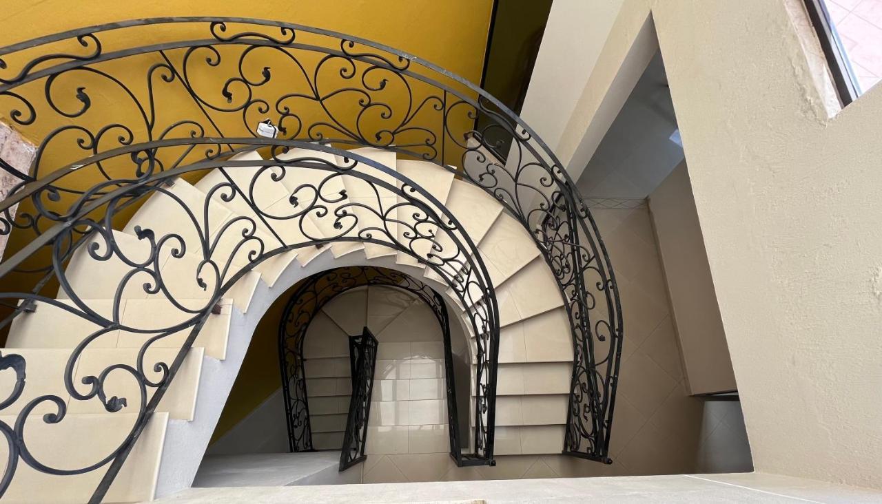 Beautiful Private House In The Downtown With 3 Floors Villa Tepatitlán de Morelos Eksteriør bilde